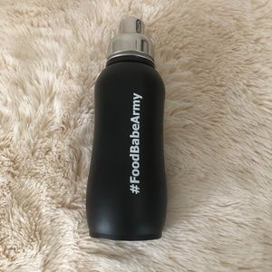 #FoodBabeArmy Insulated Water Bottle 32oz